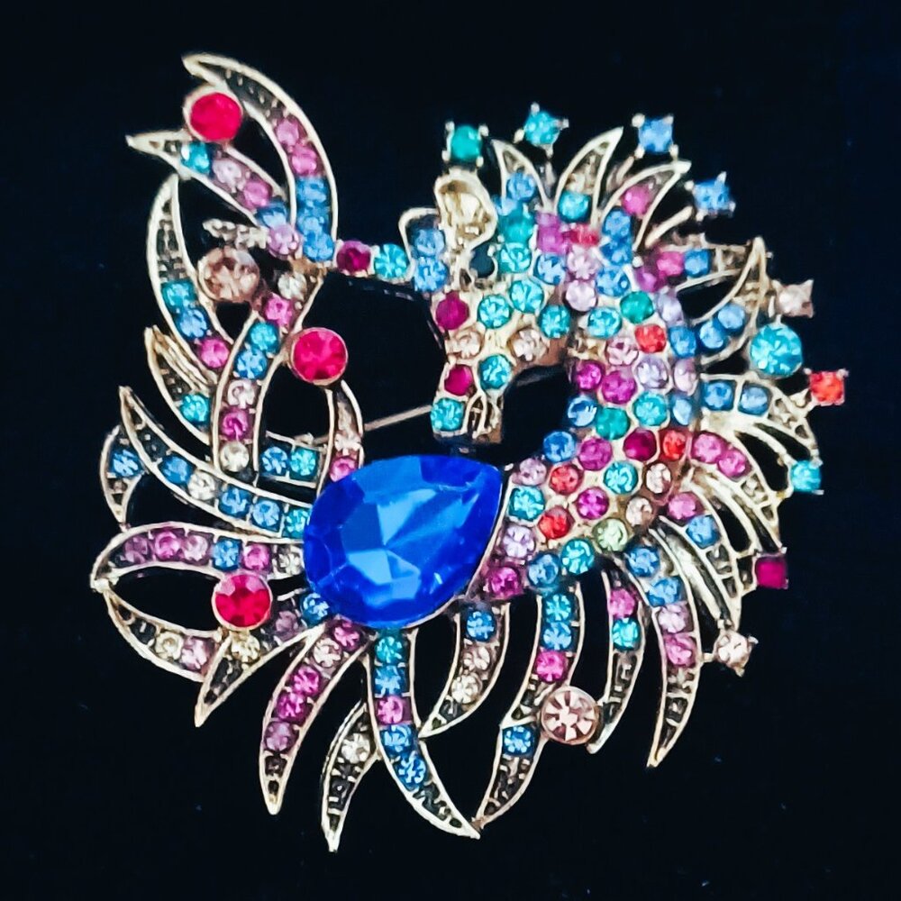 Unicorn Brooch